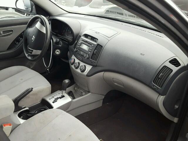 KMHDU46D39U674605 - 2009 HYUNDAI ELANTRA GL GRAY photo 5