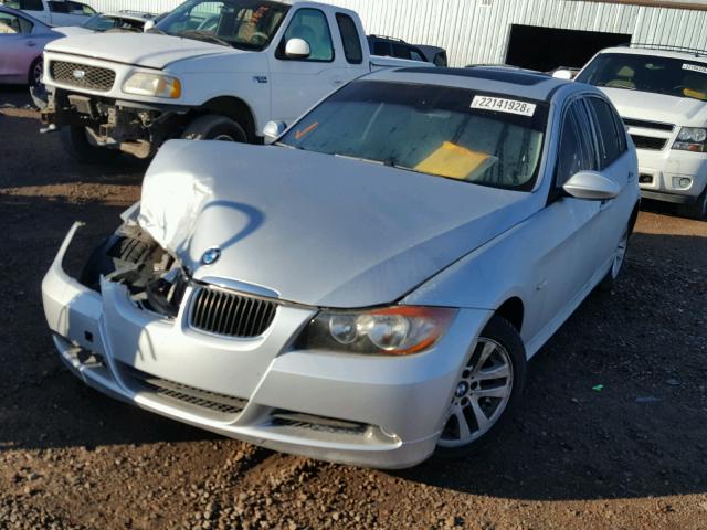 WBAVC53577FZ76671 - 2007 BMW 328 I SULE SILVER photo 2