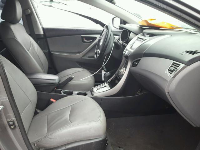 5NPDH4AE5BH075889 - 2011 HYUNDAI ELANTRA GL CHARCOAL photo 5