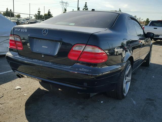 WDBLJ65G42T128440 - 2002 MERCEDES-BENZ CLK 320 BLACK photo 4