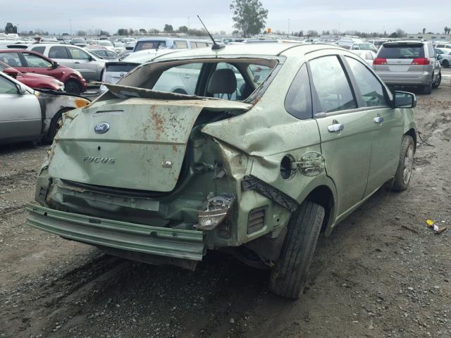 1FAHP34N28W289581 - 2008 FORD FOCUS S/SE GREEN photo 4