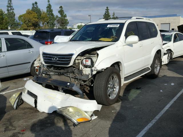 JTJBT20X060114529 - 2006 LEXUS GX 470 WHITE photo 2