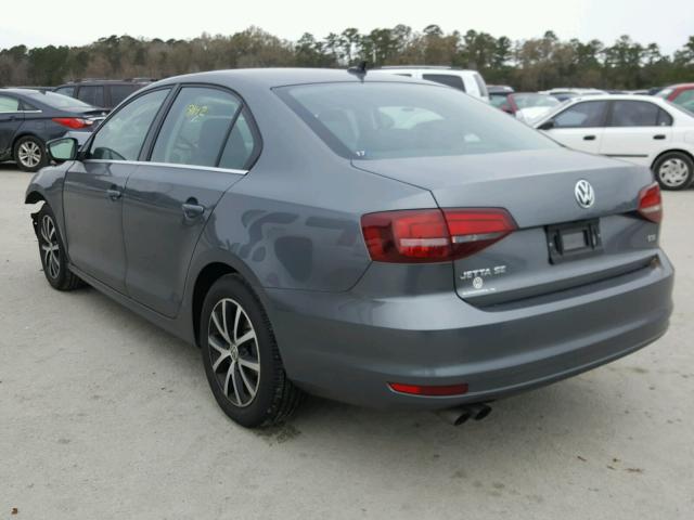 3VWDB7AJ6HM287927 - 2017 VOLKSWAGEN JETTA SE GRAY photo 3