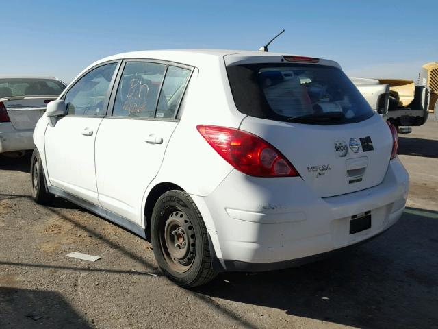 3N1BC13E29L441323 - 2009 NISSAN VERSA S WHITE photo 3