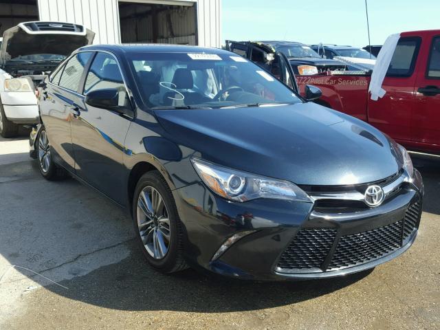 4T1BF1FK3HU336683 - 2017 TOYOTA CAMRY LE GRAY photo 1