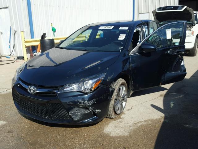 4T1BF1FK3HU336683 - 2017 TOYOTA CAMRY LE GRAY photo 2