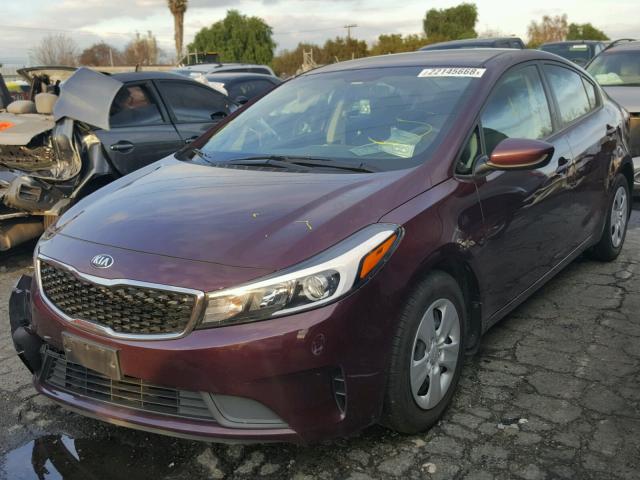 3KPFK4A74HE036591 - 2017 KIA FORTE LX BURGUNDY photo 2