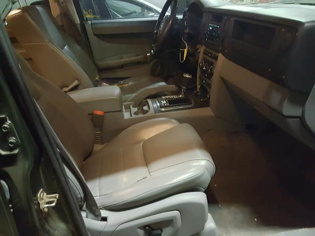 1J8HG48P87C591980 - 2007 JEEP COMMANDER GREEN photo 5