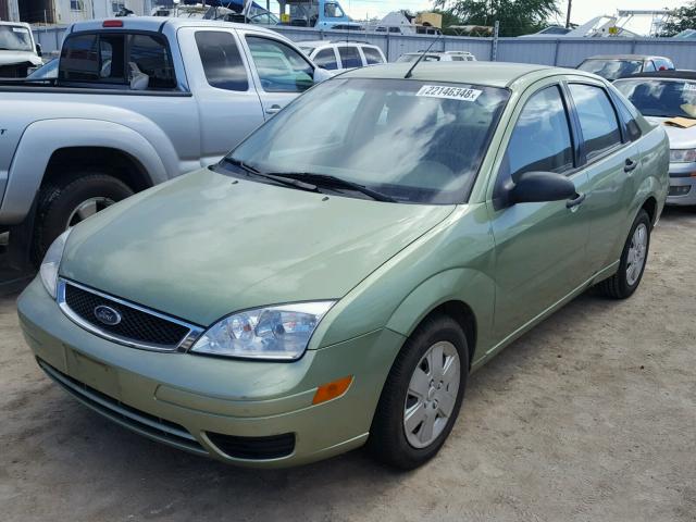 1FAFP34N67W363431 - 2007 FORD FOCUS ZX4 GREEN photo 2