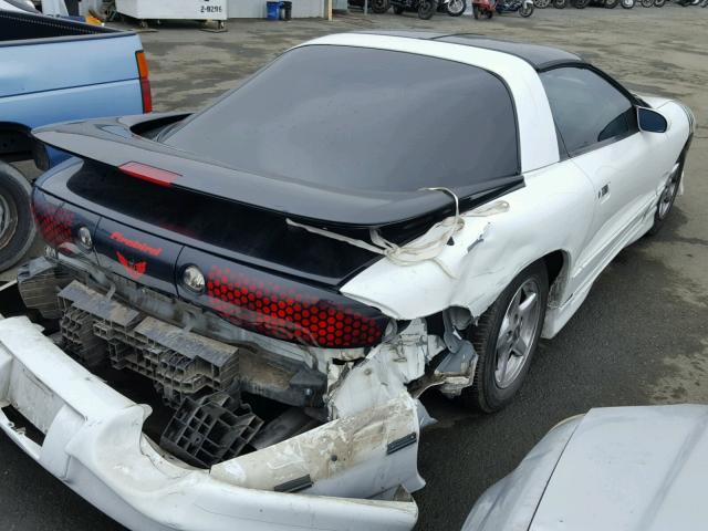 2G2FS22K712105752 - 2001 PONTIAC FIREBIRD WHITE photo 4