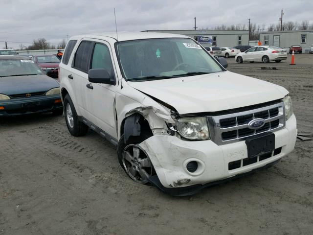 1FMCU02749KA64406 - 2009 FORD ESCAPE XLS WHITE photo 1