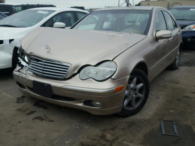 WDBRF64JX3F339540 - 2003 MERCEDES-BENZ C 320 TAN photo 2