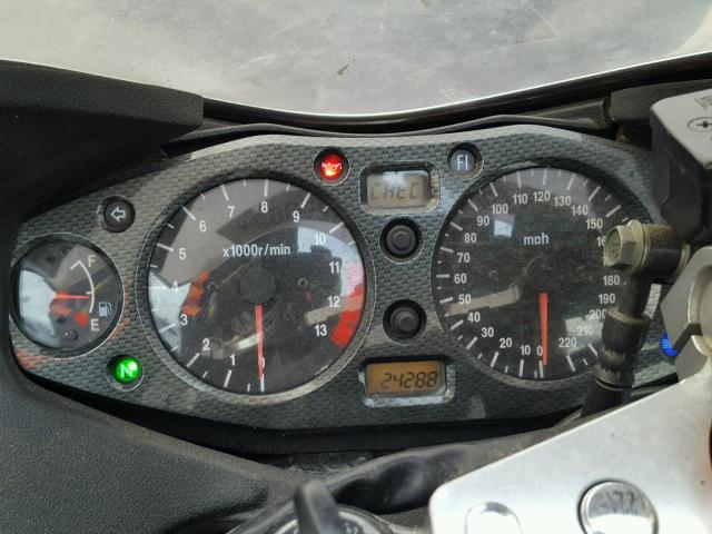 JS1GW71A052104894 - 2005 SUZUKI GSX1300 RK TWO TONE photo 8