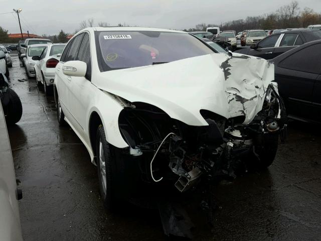 4JGCB65E28A077470 - 2008 MERCEDES-BENZ R 350 WHITE photo 1