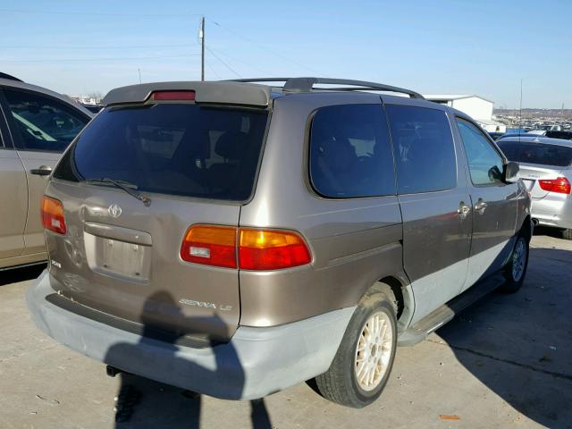 4T3ZF13CXWU031939 - 1998 TOYOTA SIENNA LE BROWN photo 4