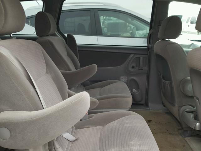 5TDZA23C26S455458 - 2006 TOYOTA SIENNA CE SILVER photo 6