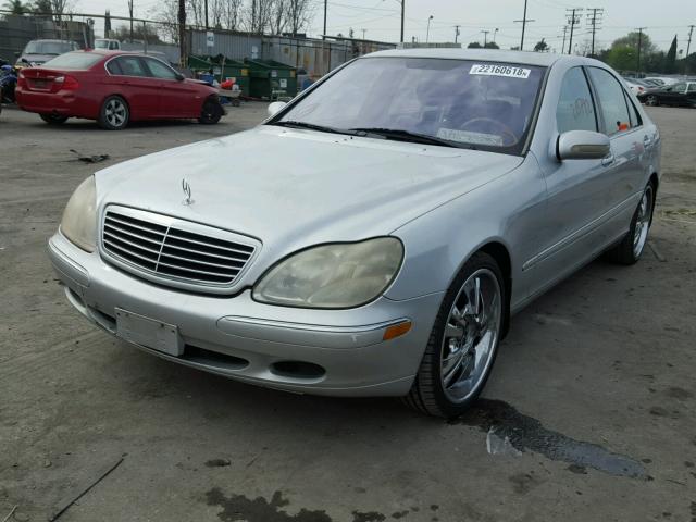 WDBNG70J1YA009197 - 2000 MERCEDES-BENZ S 430 SILVER photo 2