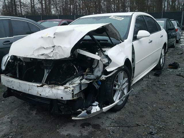 2G1WU57M191212811 - 2009 CHEVROLET IMPALA LTZ WHITE photo 2