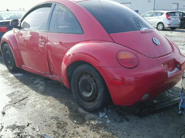 3VWCA21C8YM432811 - 2000 VOLKSWAGEN NEW BEETLE RED photo 3