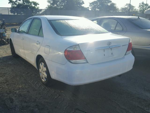 4T1BE32K56U747875 - 2006 TOYOTA CAMRY LE WHITE photo 3