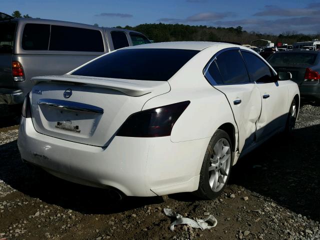 1N4AA5AP6BC827955 - 2011 NISSAN MAXIMA S WHITE photo 4