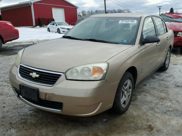 1G1ZS58F47F228140 - 2007 CHEVROLET MALIBU LS GOLD photo 2