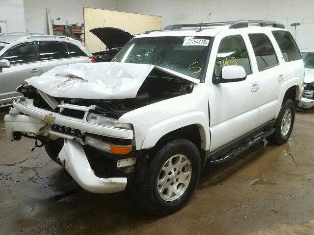 1GNEK13T45R226936 - 2005 CHEVROLET TAHOE K150 WHITE photo 2