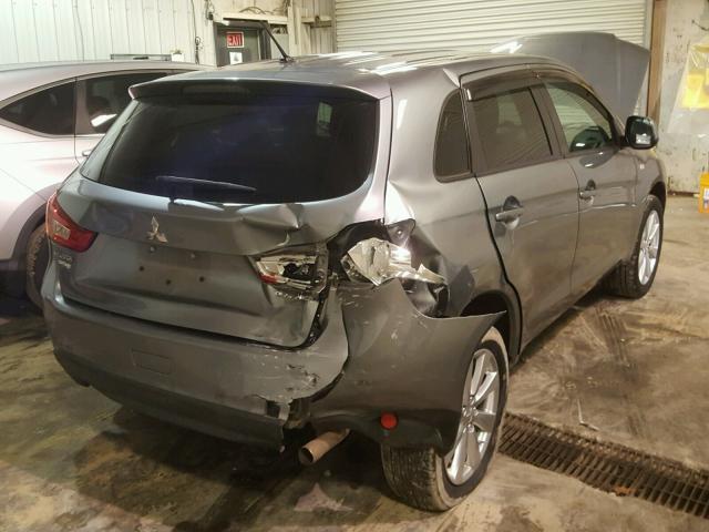 4A4AP3AU5FE016332 - 2015 MITSUBISHI OUTLANDER GRAY photo 4