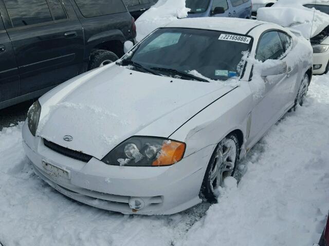 KMHHN65F94U128767 - 2004 HYUNDAI TIBURON GT WHITE photo 2