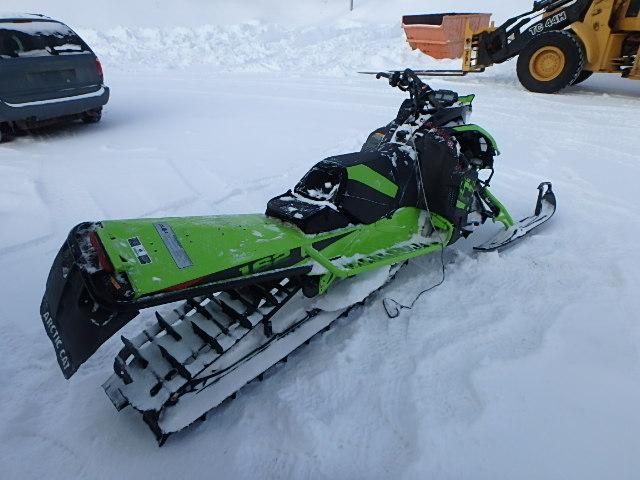 4UF18SNW4JT111536 - 2018 ARCTIC CAT M8000 GREEN photo 4