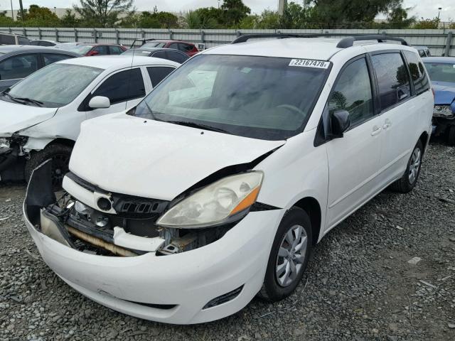 5TDZK23C17S090348 - 2007 TOYOTA SIENNA CE WHITE photo 2