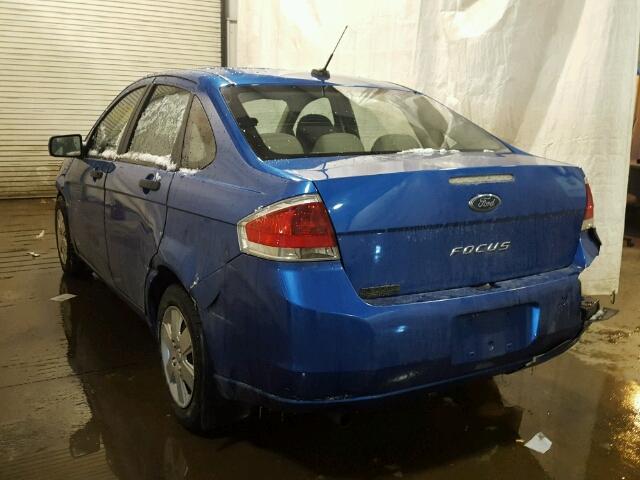 1FAHP3EN7AW127563 - 2010 FORD FOCUS S BLUE photo 3