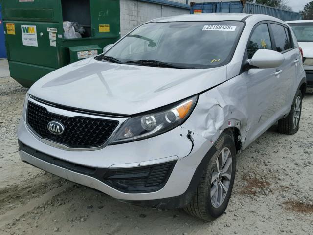 KNDPB3AC7F7694477 - 2015 KIA SPORTAGE L SILVER photo 2