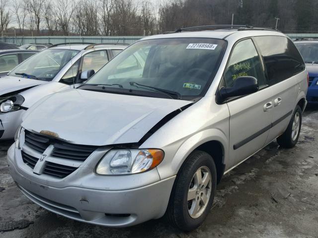 1D4GP45R85B353948 - 2005 DODGE CARAVAN SX SILVER photo 2