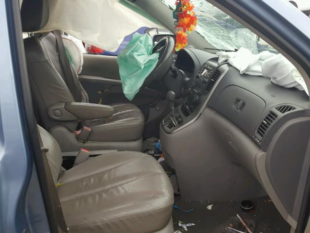 KNDMB233086242616 - 2008 KIA SEDONA EX BLUE photo 5