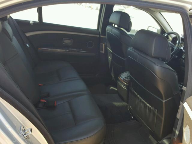 WBAHN83546DT64155 - 2006 BMW 750 LI Күміс фото 6