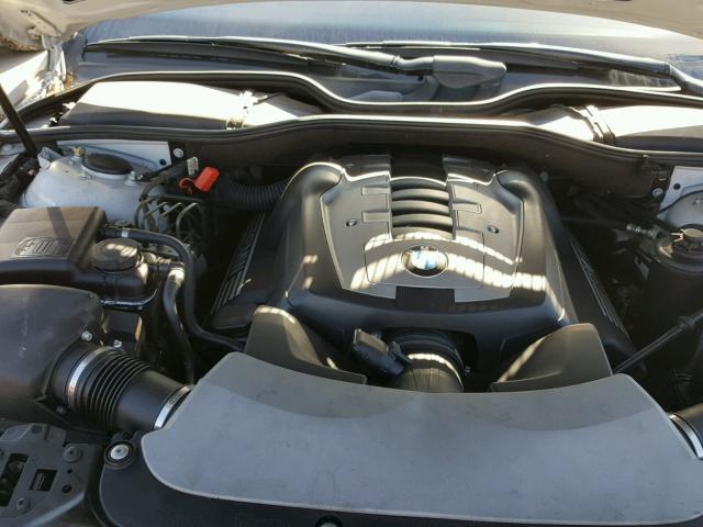 WBAHN83546DT64155 - 2006 BMW 750 LI Күміс фото 7