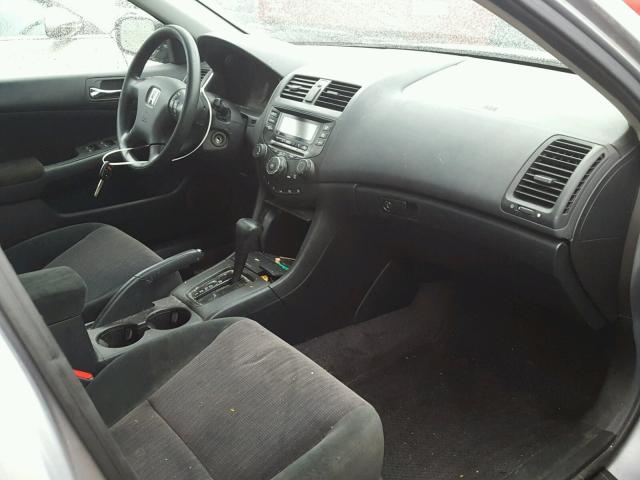 1HGCM56455A014648 - 2005 HONDA ACCORD LX SILVER photo 5