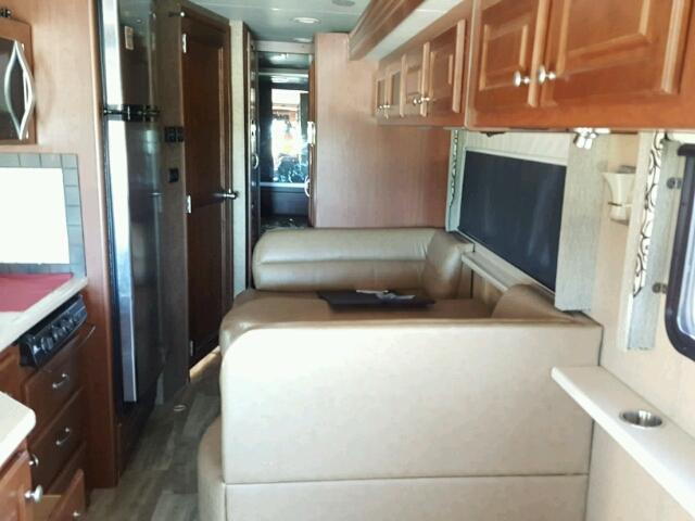 4UZACJDT6FCGT3744 - 2015 FREIGHTLINER CHASSIS XC ორფეროვანი ფოტო 6