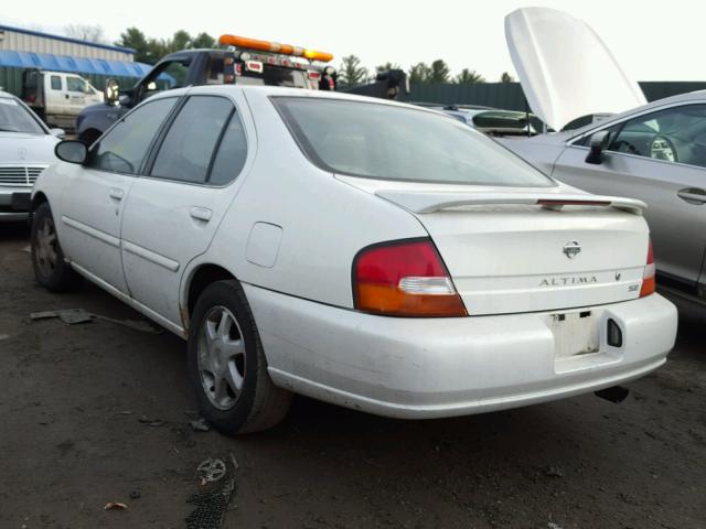 1N4DL01D4XC146457 - 1999 NISSAN ALTIMA XE WHITE photo 3