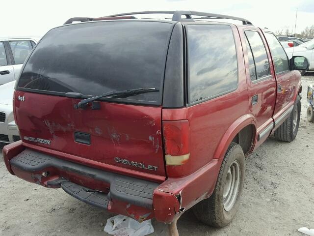 1GNCS13W412136979 - 2001 CHEVROLET BLAZER MAROON photo 4