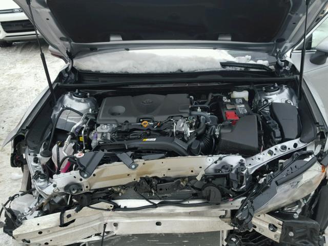 4T1B61HK0JU051684 - 2018 TOYOTA CAMRY XSE SILVER photo 7