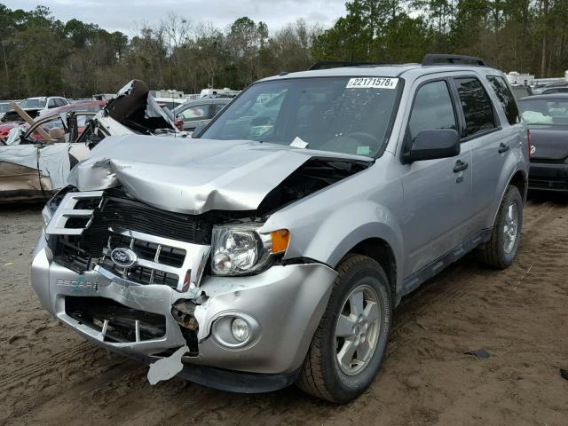 1FMCU0DGXCKC64436 - 2012 FORD ESCAPE XLT SILVER photo 2