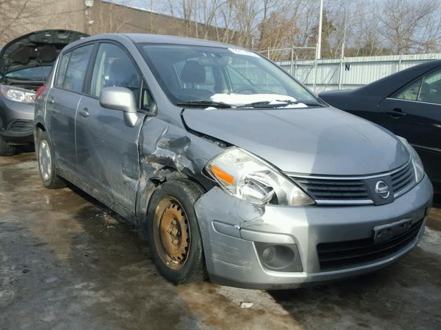 3N1BC13E09L389738 - 2009 NISSAN VERSA S SILVER photo 1