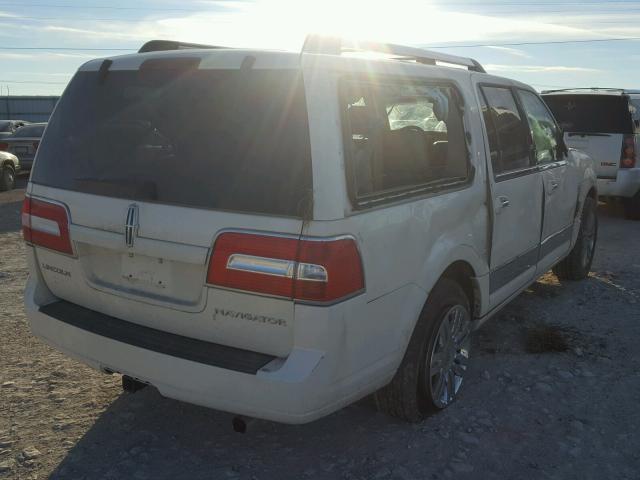 5LMFL28567LJ14437 - 2007 LINCOLN NAVIGATOR WHITE photo 4