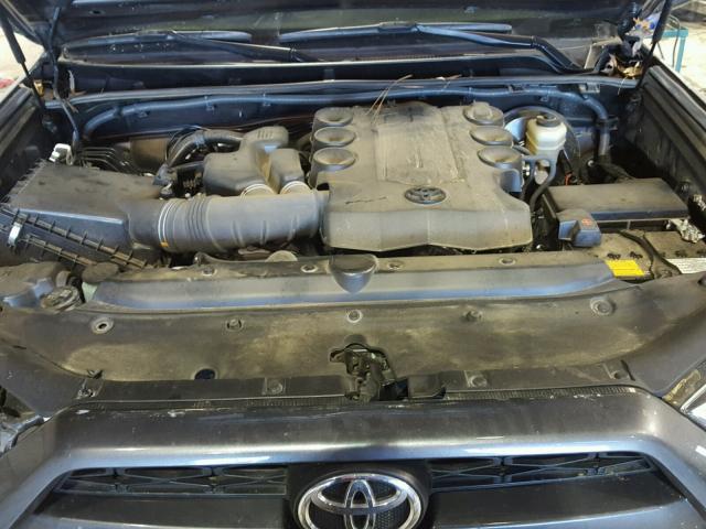 JTEZU5JR5G5119323 - 2016 TOYOTA 4RUNNER SR GRAY photo 7