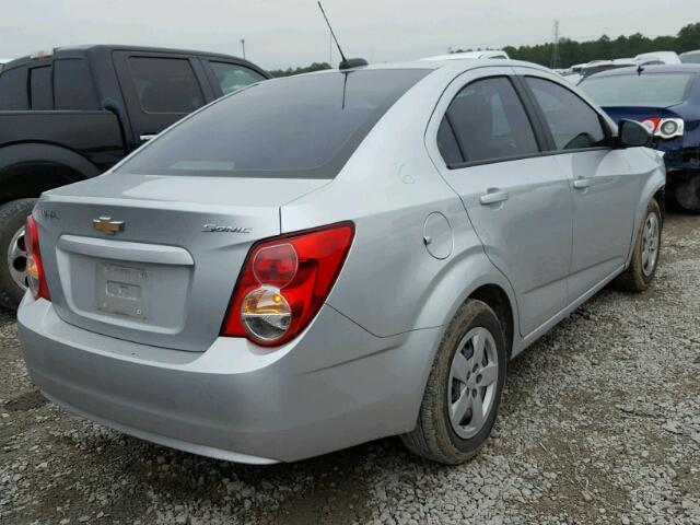 1G1JA5SHXF4196265 - 2015 CHEVROLET SONIC LS Boz foto 4