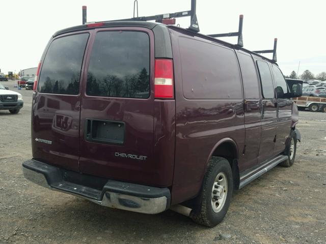 1GCGG25V141174427 - 2004 CHEVROLET EXPRESS G2 BURGUNDY photo 4