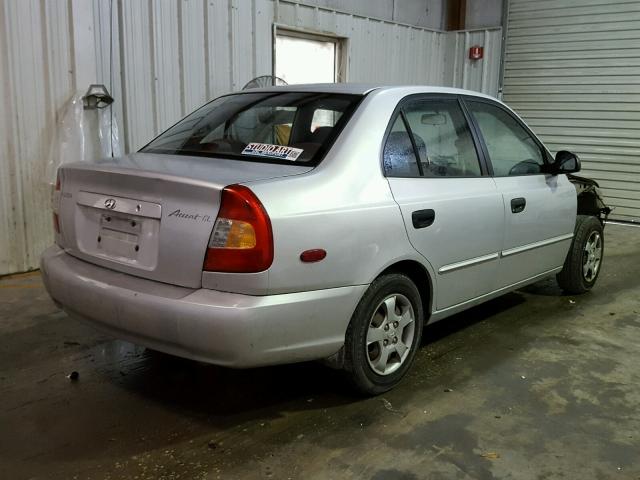 KMHCG45C22U382381 - 2002 HYUNDAI ACCENT GL SILVER photo 4