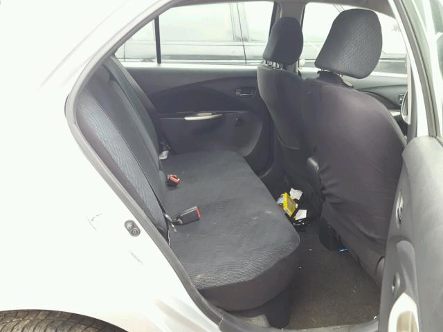 JTDBT923881207785 - 2008 TOYOTA YARIS GRAY photo 6